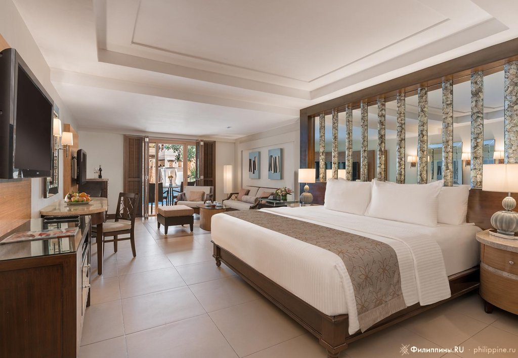 ����� ����� Henann Regency
