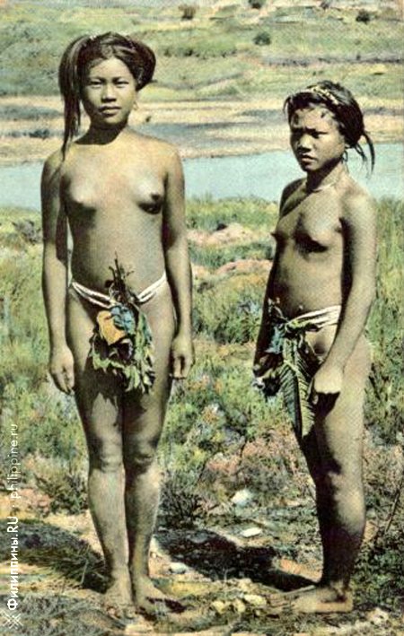 Обнаженные женщины племени бонток